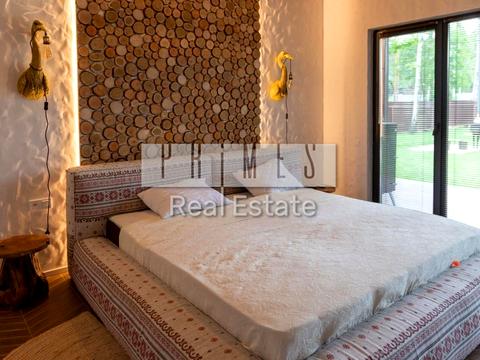 будинок за адресою Лебедівка