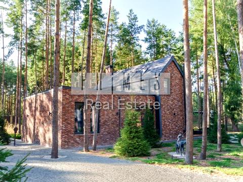 будинок за адресою Лебедівка