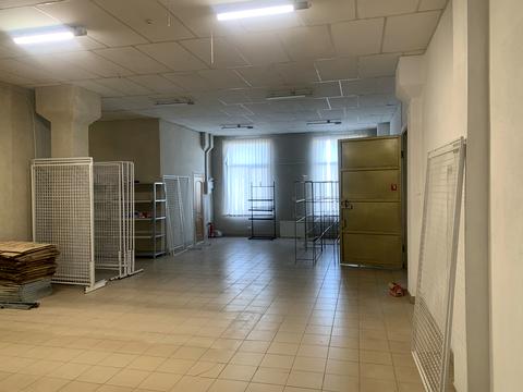 комерційна за адресою Промислова вул., 50/52