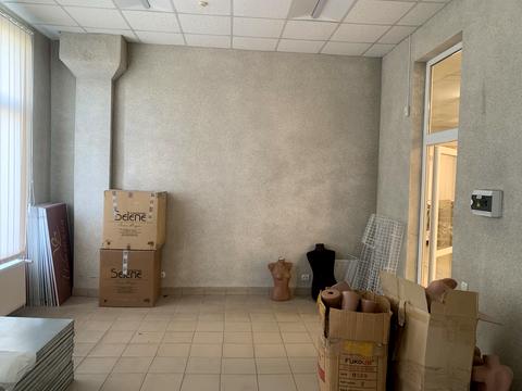 комерційна за адресою Промислова вул., 50/52