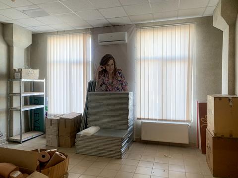 комерційна за адресою Промислова вул., 50/52