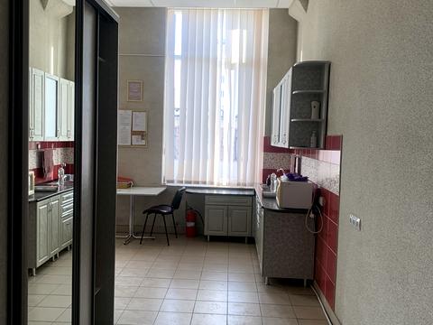 комерційна за адресою Промислова вул., 50/52