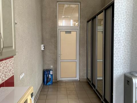 комерційна за адресою Промислова вул., 50/52