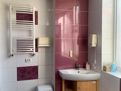 комерційна за адресою Промислова вул., 50/52
