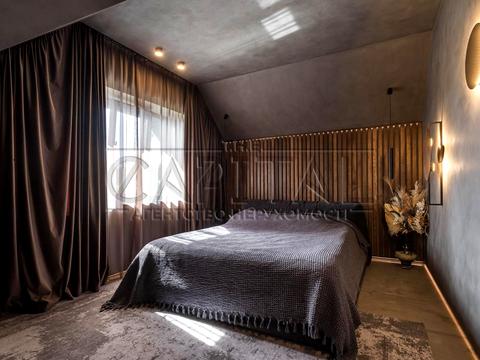 дом по адресу успішна