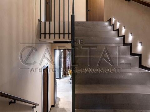 дом по адресу успішна