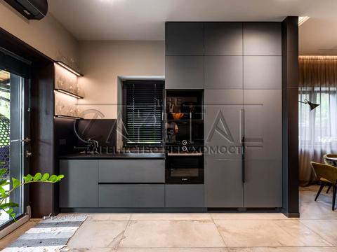 дом по адресу успішна