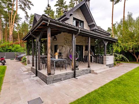 дом по адресу успішна