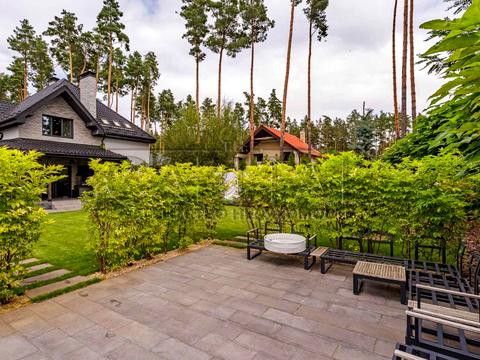 дом по адресу успішна