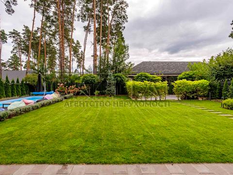 дом по адресу успішна