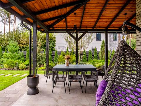 дом по адресу успішна