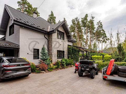 дом по адресу успішна