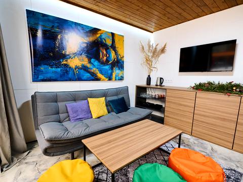 комерційна за адресою Шевченка, 12