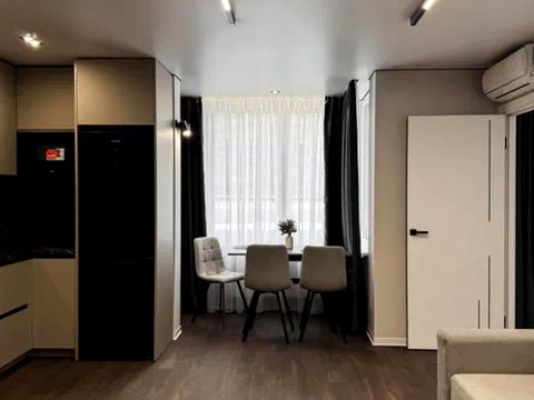 квартира за адресою Степана Бандери вул., (Будинок 4)