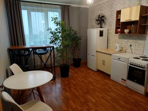 квартира за адресою Миколи Руденка бульв. (Кольцова), 14-Е