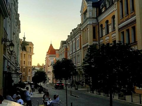 коммерческая по адресу Чоколовский бульв., 28