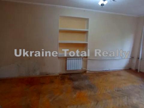 квартира по адресу Строителей ул., 12