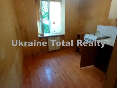 квартира по адресу Строителей ул., 12