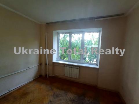 квартира по адресу Строителей ул., 12