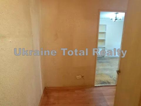 квартира по адресу Строителей ул., 12