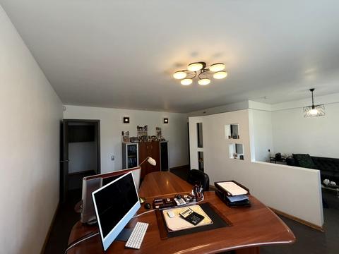 комерційна за адресою Покровська вул., 28