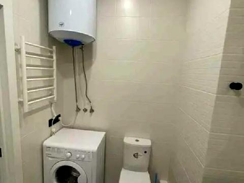 квартира за адресою Михайла Максимовича вул. (Онуфрія Трутенка), 28-Б