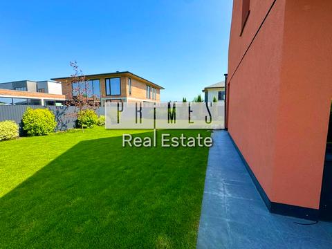 будинок за адресою с. Крушинка, Шкільна