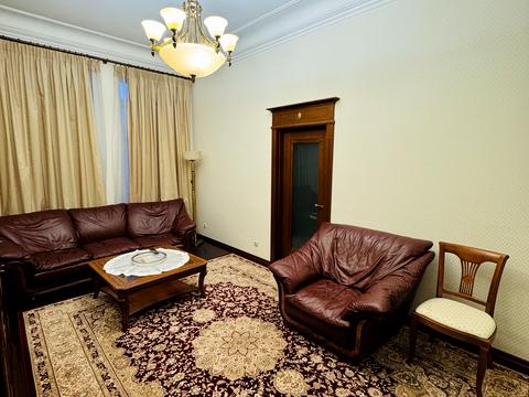 квартира за адресою Гетьмана Петра Дорошенка вул. (Жовтнева), 19