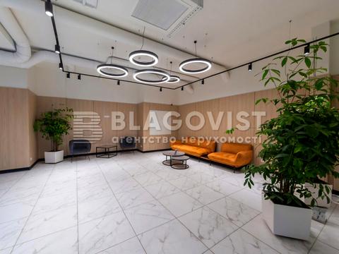 квартира по адресу Елены Телиги ул., 25