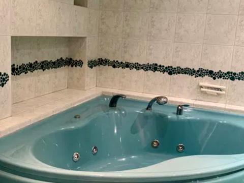 квартира за адресою Назарівська вул. (Вєтрова), 7-Б