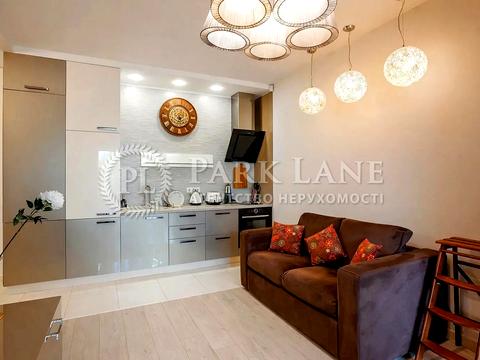 квартира за адресою Івана Мазепи вул. (Січневого Повстання), 8