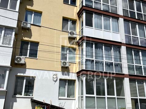 комерційна за адресою Громадянська вул., 4