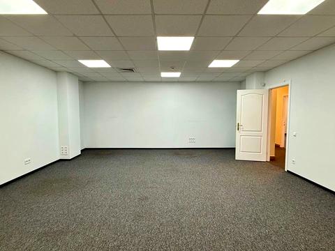 комерційна за адресою Євгена Коновальця вул. (Щорса), 36-Б