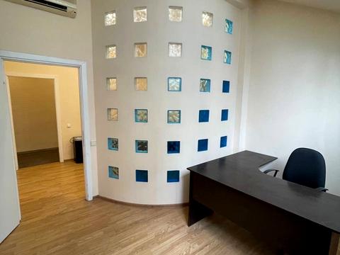 комерційна за адресою Київ, Павлівська вул., 17