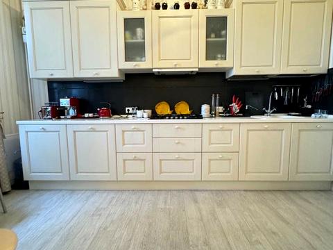 квартира за адресою Любомира Гузара вул. (Гур'єва), 1