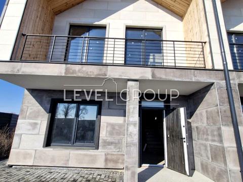 дом по адресу Вышгородская ул.