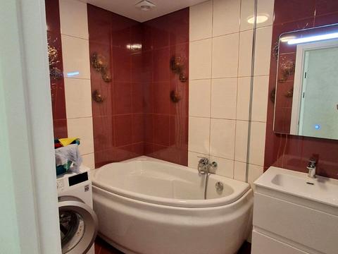 квартира за адресою Олександра Довженка вул., (Будинок 3)