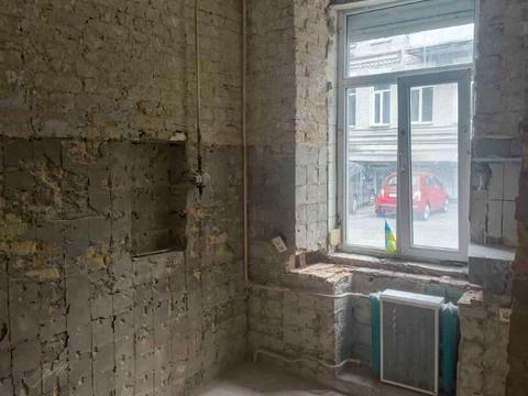 квартира за адресою Межигірська вул., 32