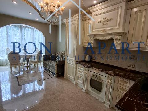 квартира по адресу Патриарха Мстислава Скрипника ул., 40