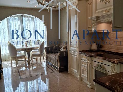 квартира по адресу Патриарха Мстислава Скрипника ул., 40