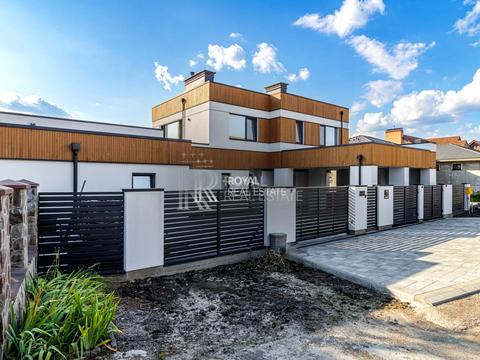 будинок за адресою Зелена