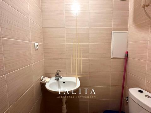 коммерческая по адресу Грушевского ул., 23