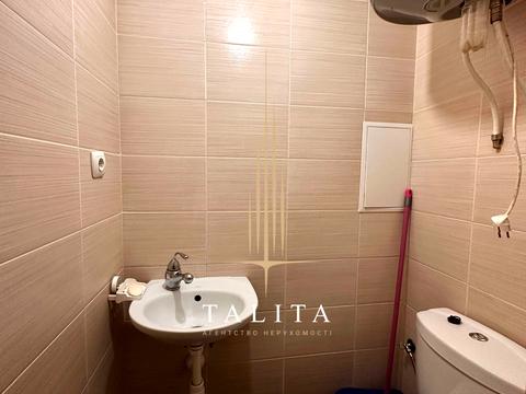 коммерческая по адресу Грушевского ул., 23