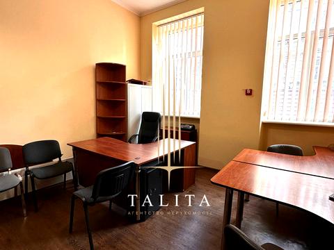 коммерческая по адресу Грушевского ул., 23