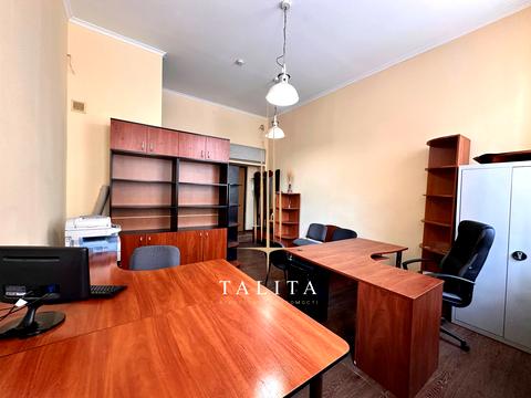 коммерческая по адресу Грушевского ул., 23