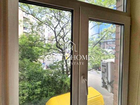 комерційна за адресою Кловський узвіз, 14/24
