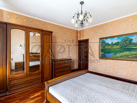 будинок за адресою Огіркова вул.