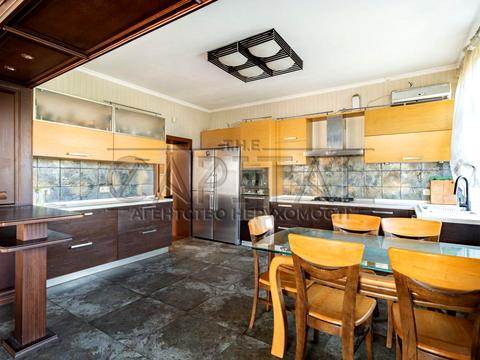 будинок за адресою Огіркова вул.