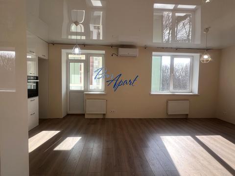 квартира за адресою Академіка Лебедєва вул., 1