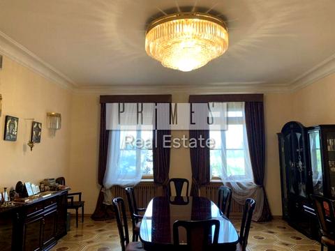 будинок за адресою Тараса Шевченка пл.